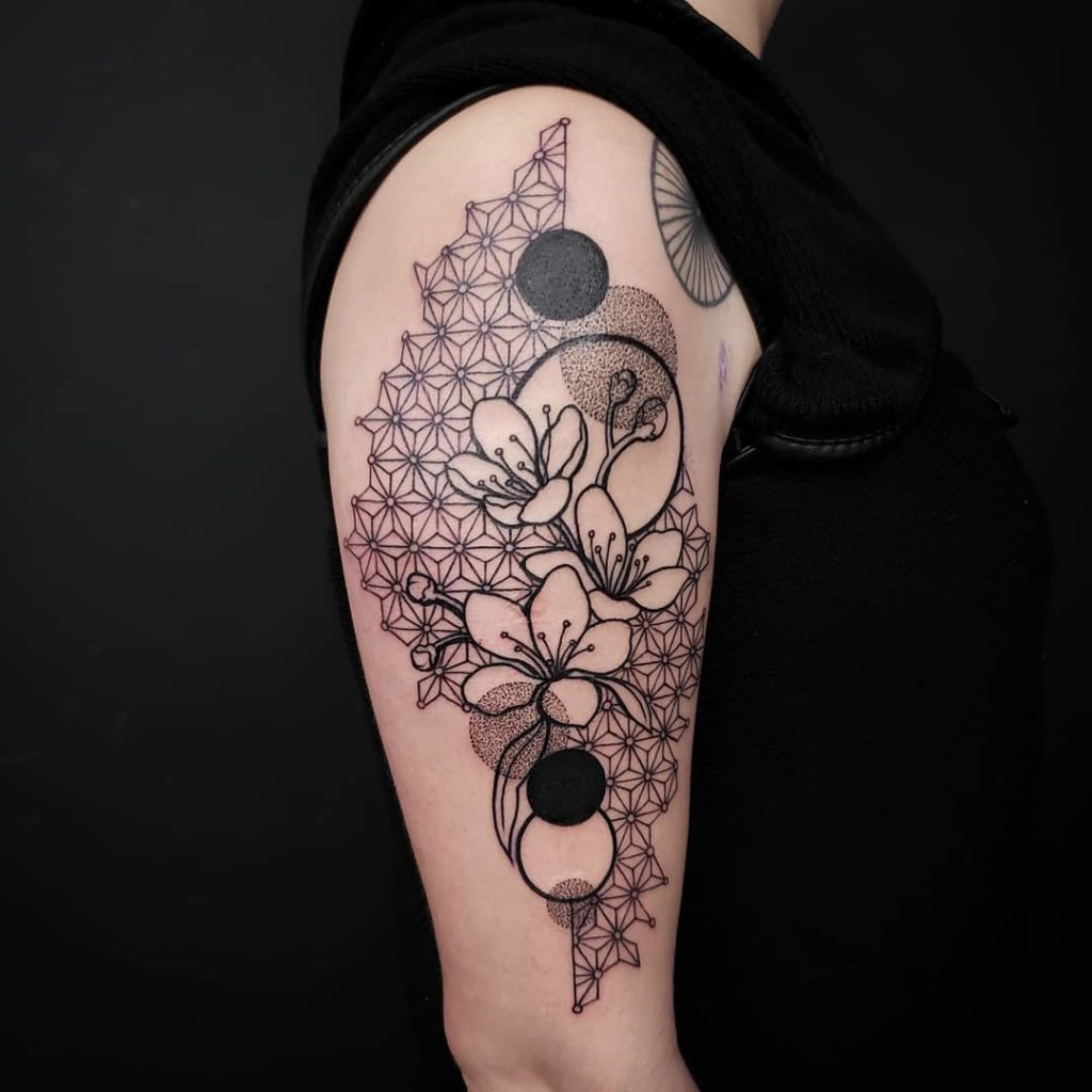 Flores e Geometria - Tattoo | Tatuagens