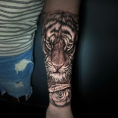 tigre e rosa tattoo